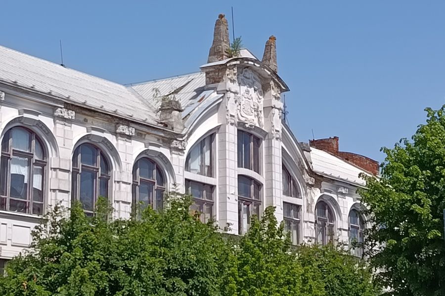 Architektoniczne perełki Karniowa na nowej trasie dla turystów i mieszkańców